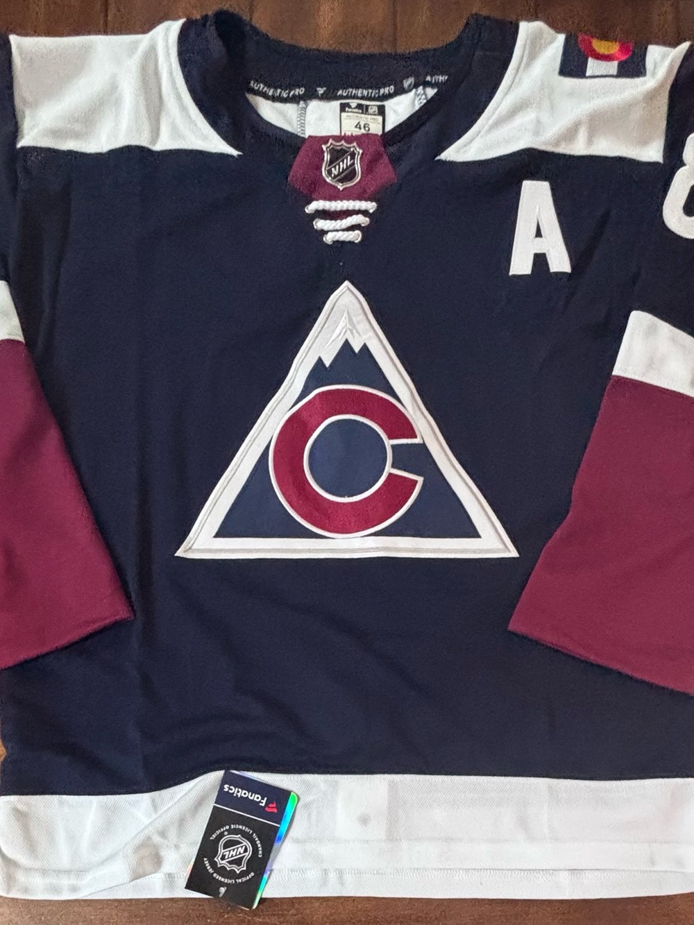 Colorado Avalanche Alternate Cale Makar Jersey Adult Size Small (46) NWT